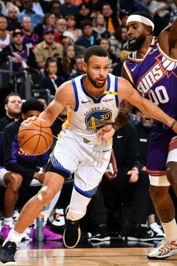 库里连续三场比赛得分超过刷新纪录,老鹰不断突破!气势如虹延续的简单介绍 库里连续三场比赛得分超过刷新纪录,老鹰不断突破!气势如虹延续的简单介绍